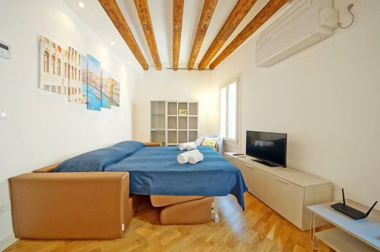 Dolcevita Apartments N 393 Venice 0*,