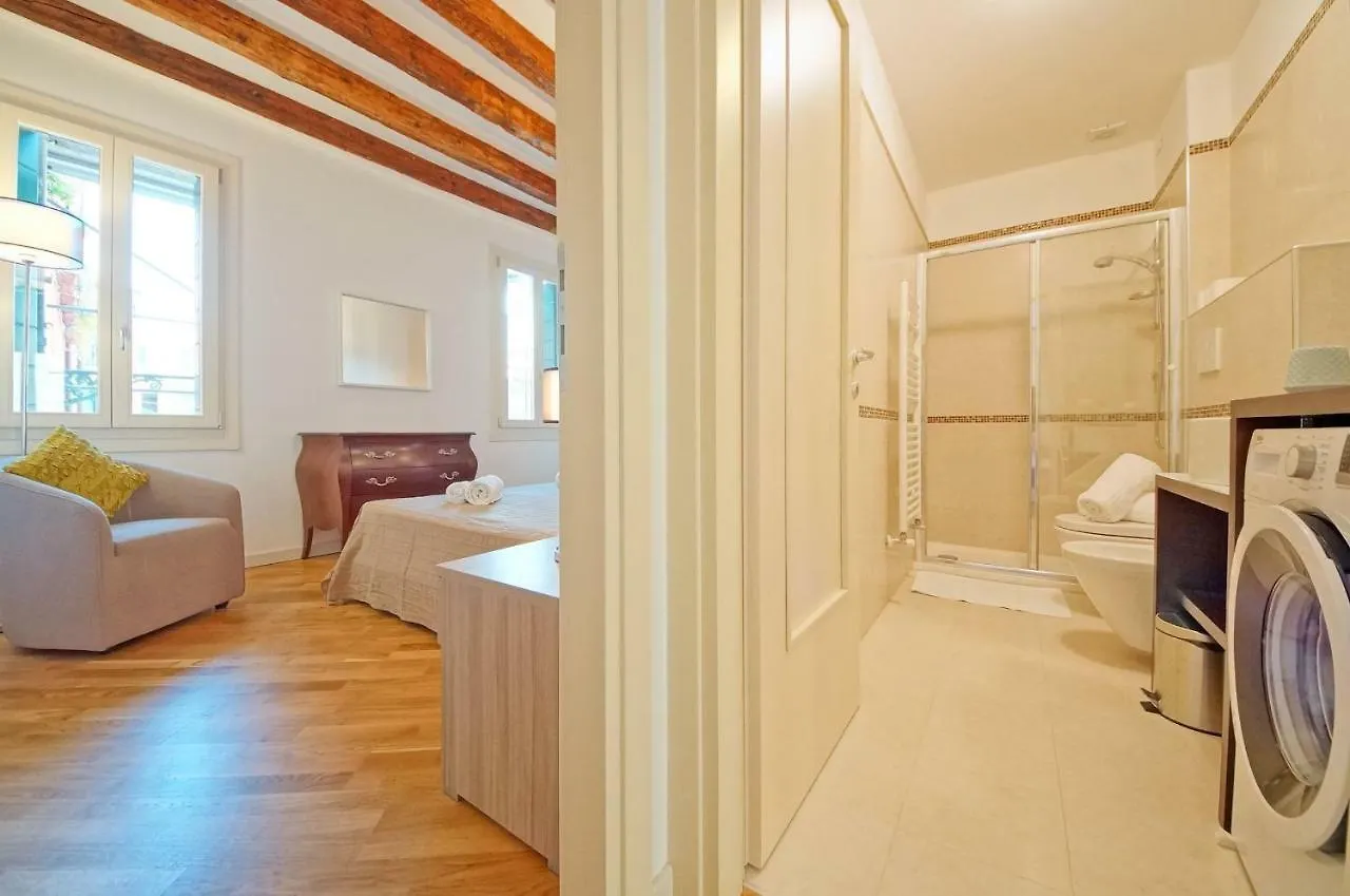 Dolcevita Apartments N 393 Venice Italy